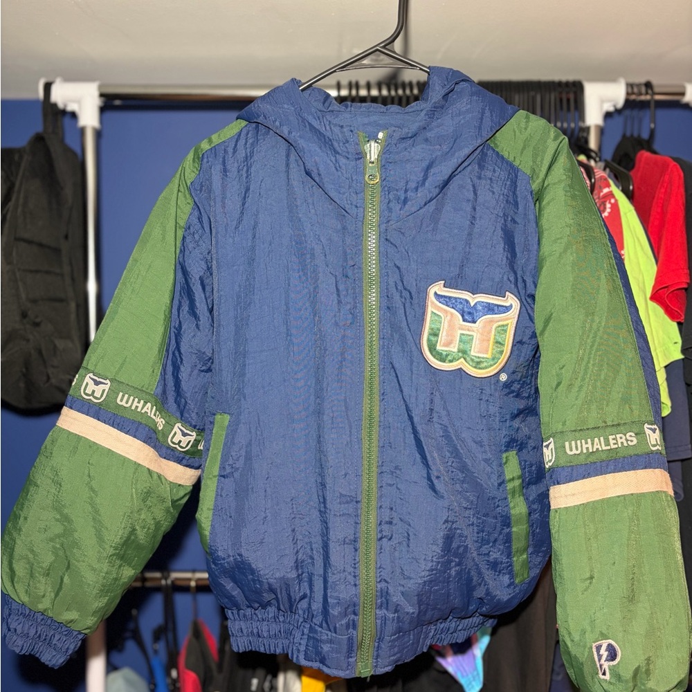 Pro Players 80’s Vintage Hartford Whalers NHL Reverisble Jacket Size GD/L